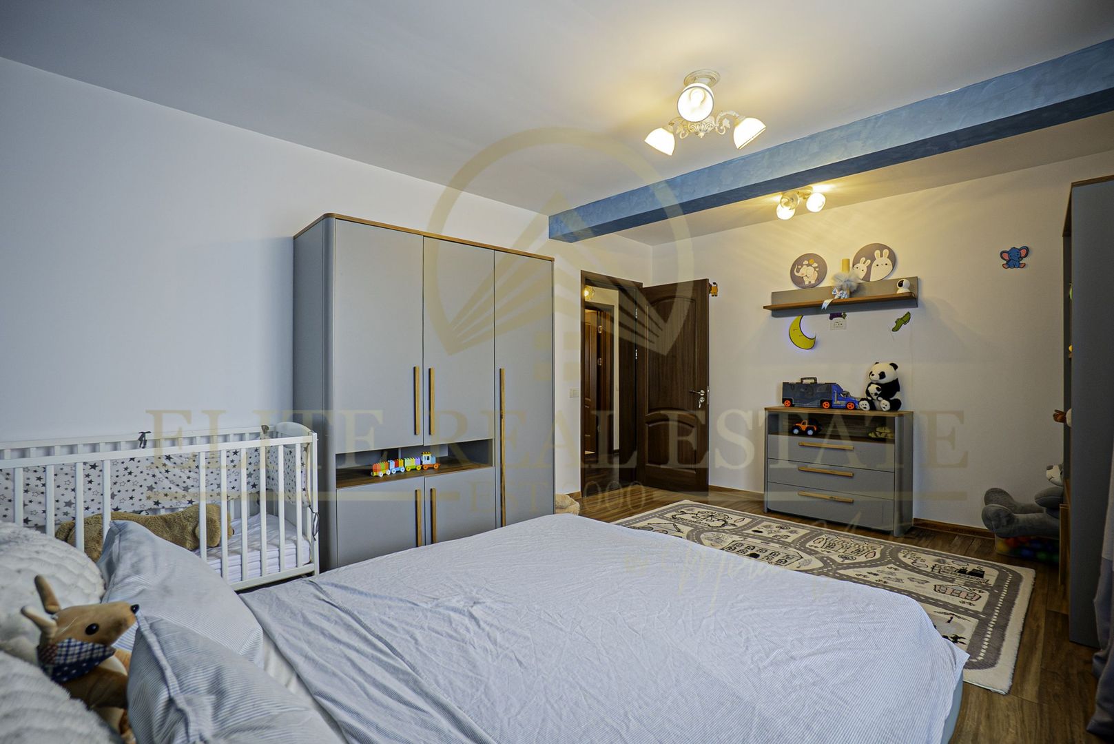 Valu lui Traian - Casă P+1E, 4 dormitoare, terasă acoperită - Poză 16