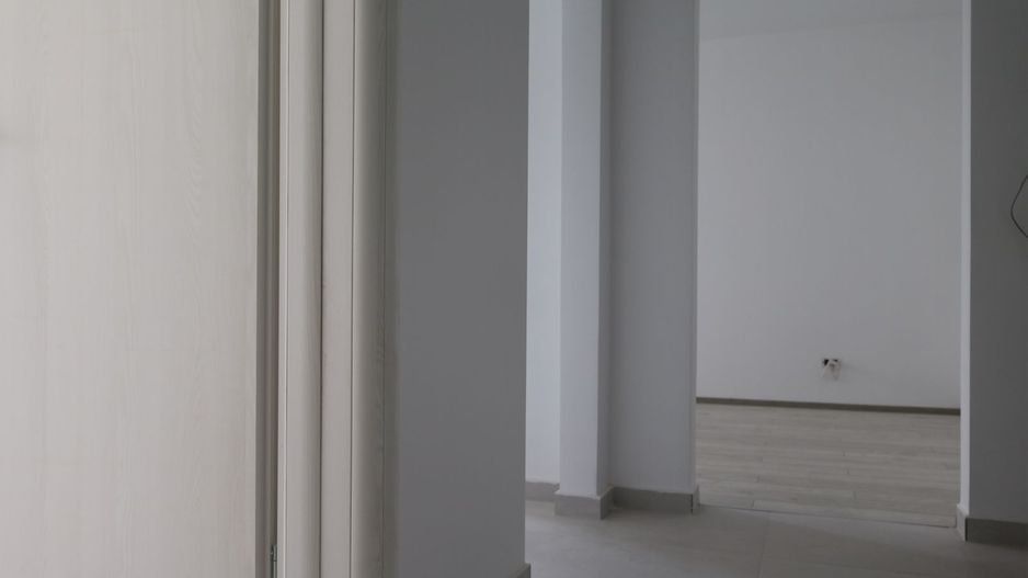 Apartament nou cu parcare - Poză 39