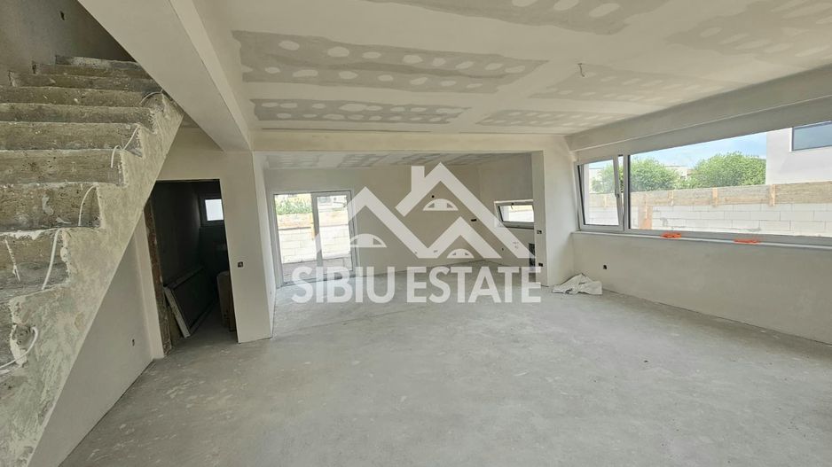 Casa Selimbar, Sibiu 3 dormitoare, 3 bai, terasa - Poză 24