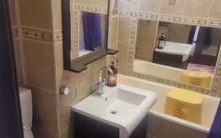 De vanzare apartament 3 camere/ Bd.Alexandru Vlahuță . - Poză 8