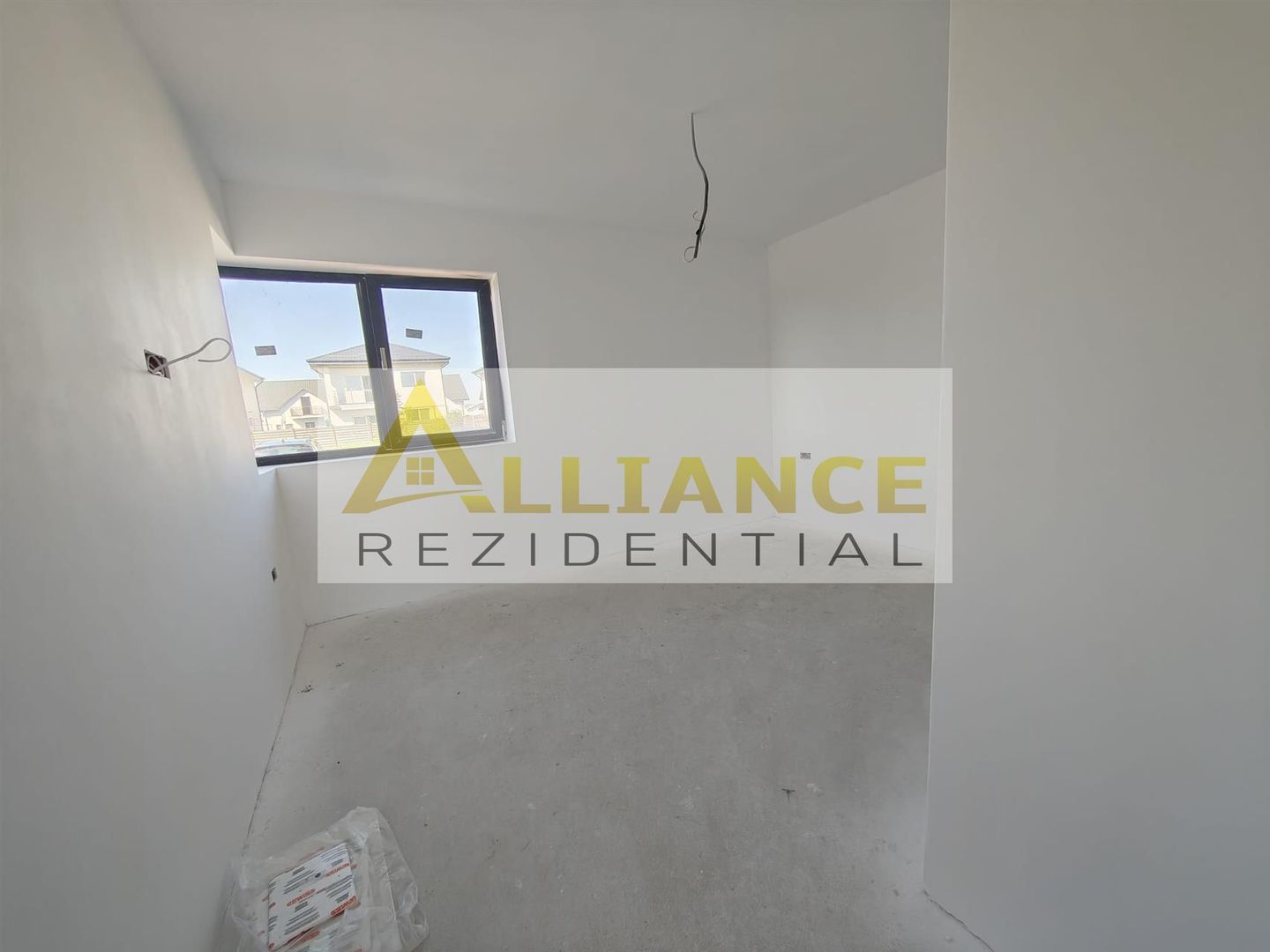 Casa parter | Str. Miorita | 4 camere | Teren 463 mp | La 5 minute de bulevard - Poză 6