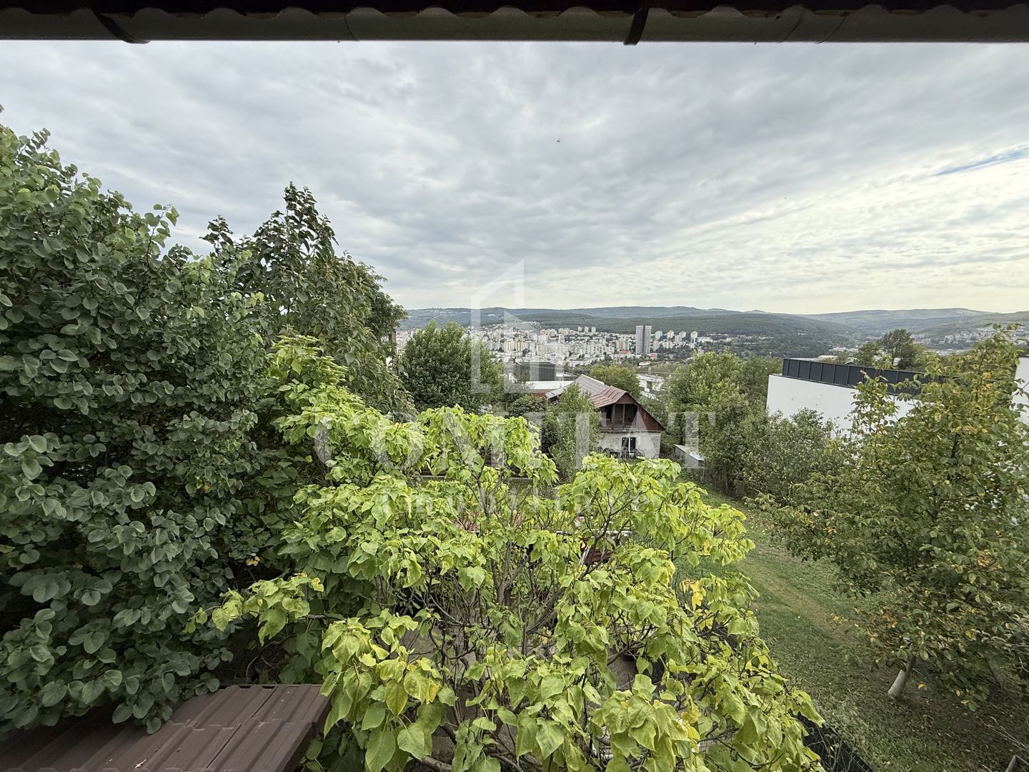 Casă individuală | 403 mp teren | Grigorescu - Poză 2