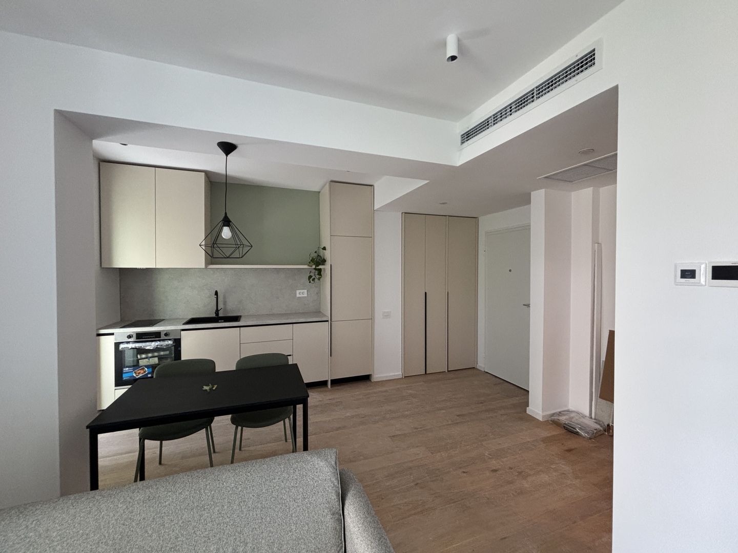 De închiriat – 2 camere, 45 mp | The Corner - Poză 1