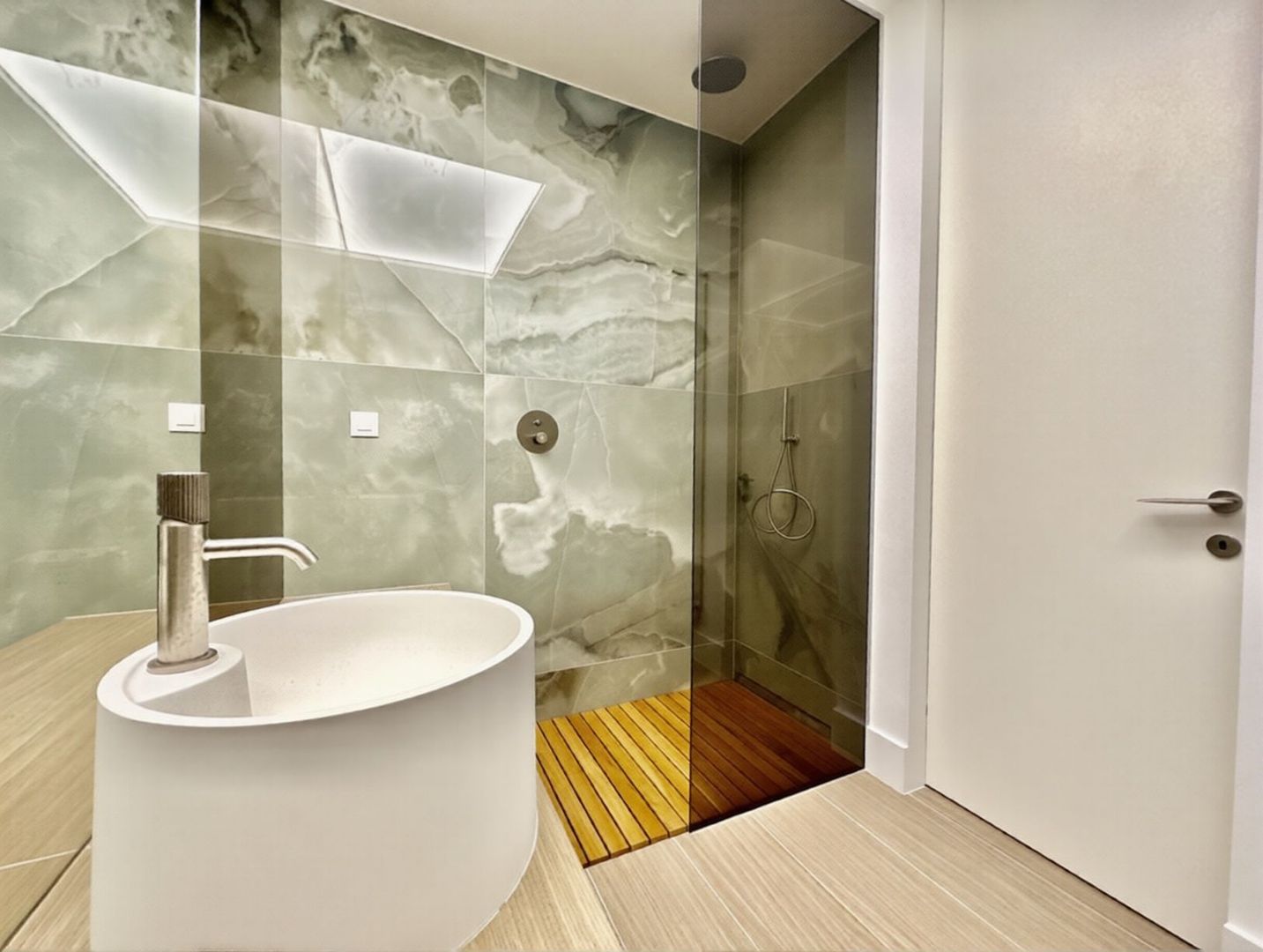 Apartament exclusivist 4 camere I Iancu Nicolae I 2 locuri de parcare - Poză 27