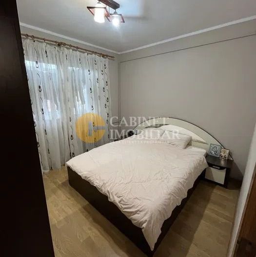 Mircea cel Batran - 2 Camere Decomandat - Etaj Intermediar - Poză 3