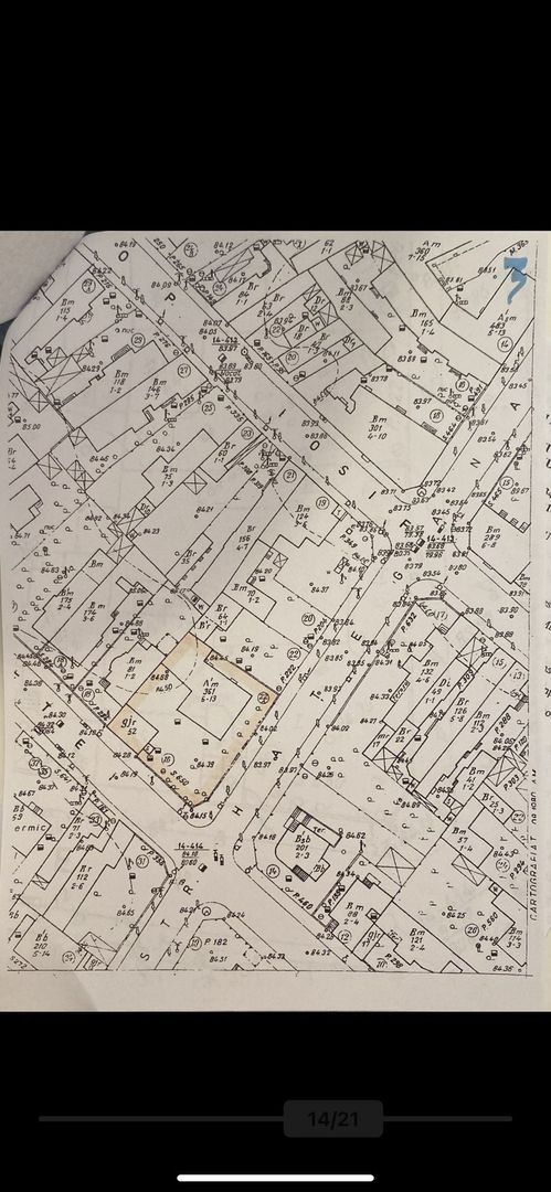 De vanzare teren + imobil locuibil 5 Camere Parcul Carol - Poză 3