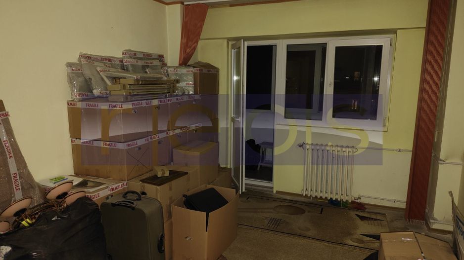 VANZARE 3 CAMERE I DECOMANDAT I METROU I VALEA IALOMITEI I 2 BALCOANE - Poză 9