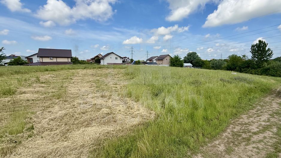 Teren Intravilan cu Autorizatie de Constructie Valabila-Albesti - Poză 1