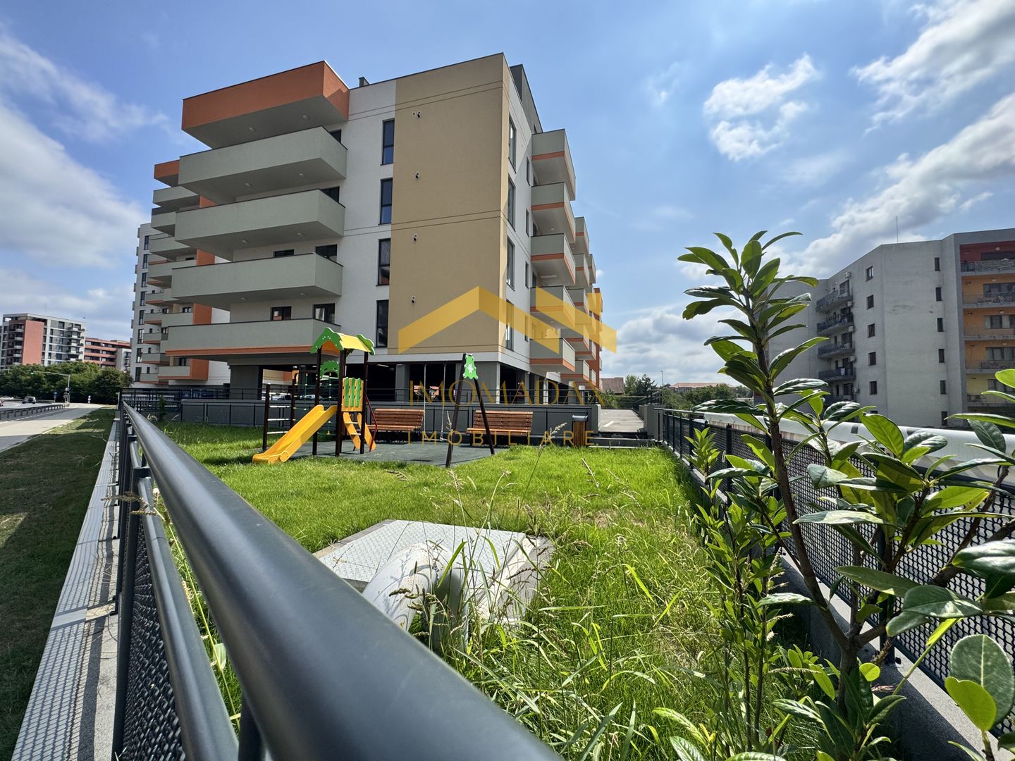 Torontalului/Aradului-2 Camere-Centrala Proprie-Disponibil Imediat - Poză 1