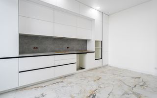 Vânzare, apartament cu 2 camere în Complexul Oasis - Poză 4