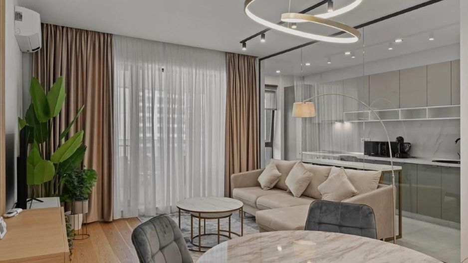 Apartament cu 2 camere decomandat în Aviaţiei/ Prima inchiriere - Poză 1