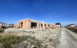 Casă spațioasă la roșu, utilități branșate – Beverly Hills - Poză 2