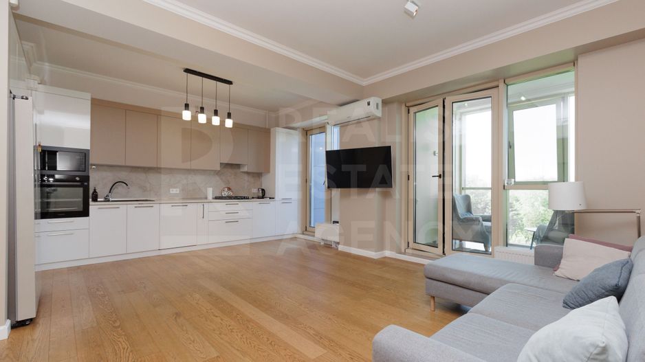 Chirie, apartament, 3 camere, bd. Ştefan cel Mare şi Sfînt, Centru - Poză 1