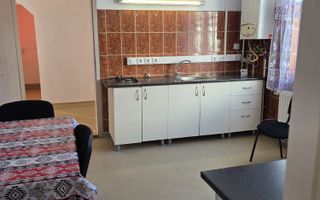 CASA  DE ÎNCHIRIAT 3 CAMERE IDEALA PENTRU SEDIU FIRMA SAU LOCUINTA - Poză 4