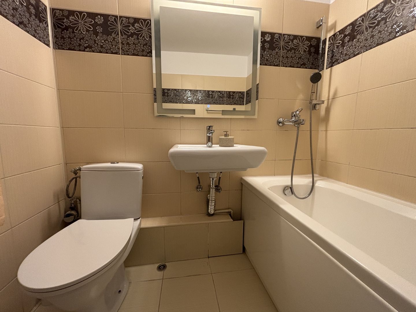 APARTAMENT 4 CAMERE | ETAJ 2 - Poză 26