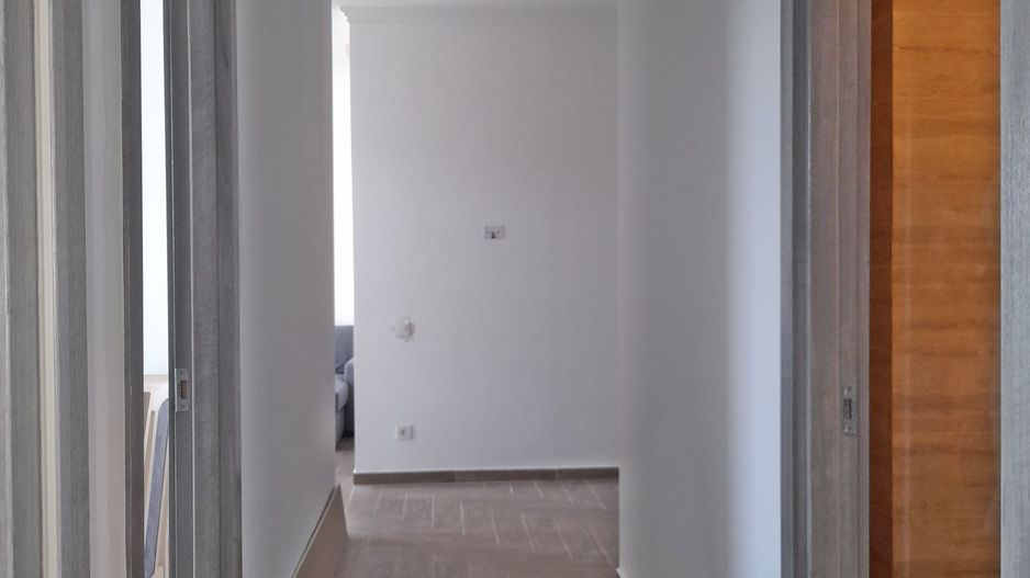 Vanzare 3 camere central, str. Tudor Vladimirescu - Ared, Oradea - Poză 12