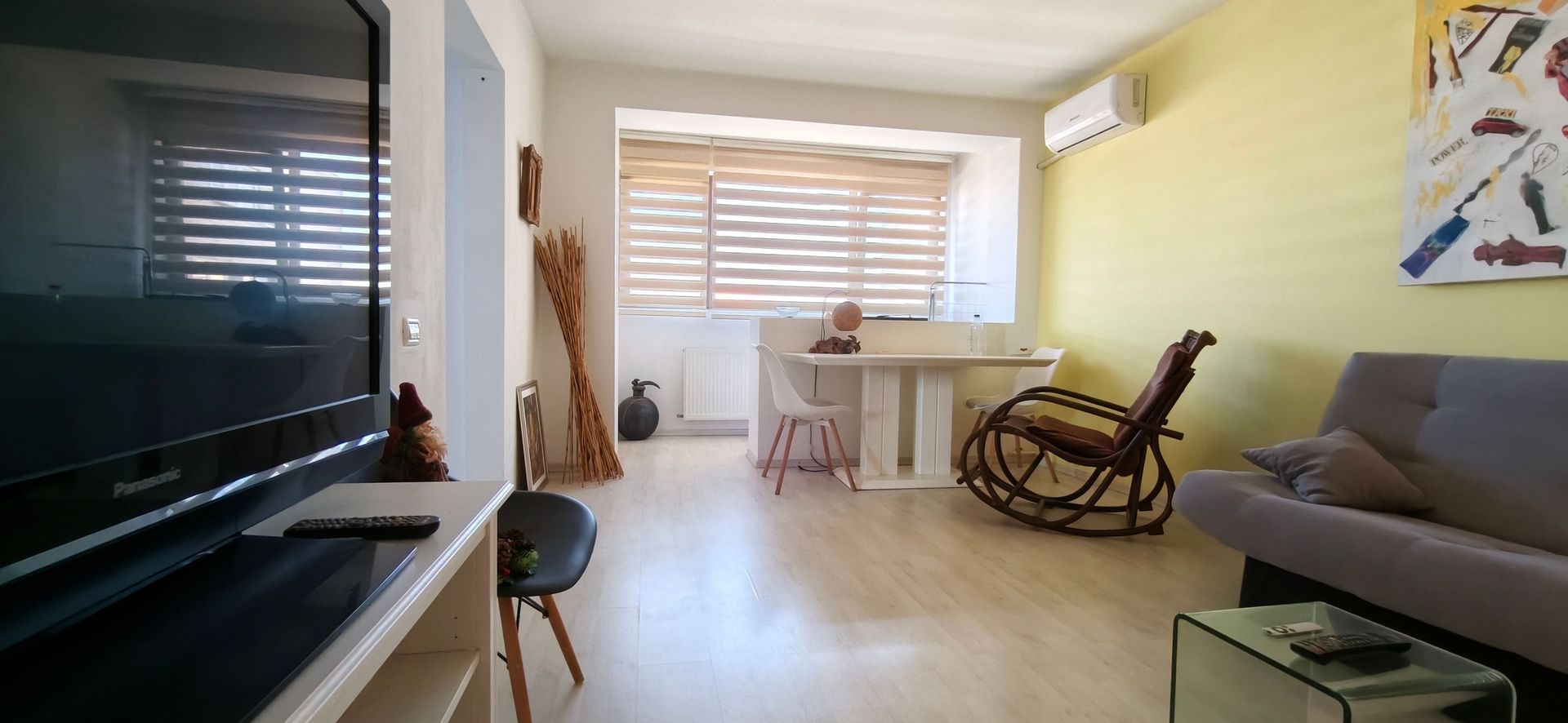 3 camere Premium | 70 mp | Metrou Favorit 3 minute - Poză 3