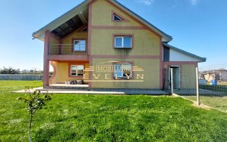 De vânzare casa P+M în Brehuiesti, pozitionata la strada principala - Poză 2