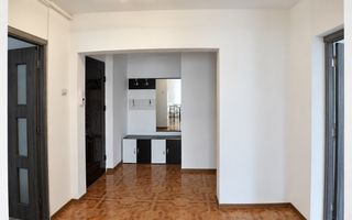 Apartament cu 2 camere, zona Spitalul Județean, Brașov - Poză 3