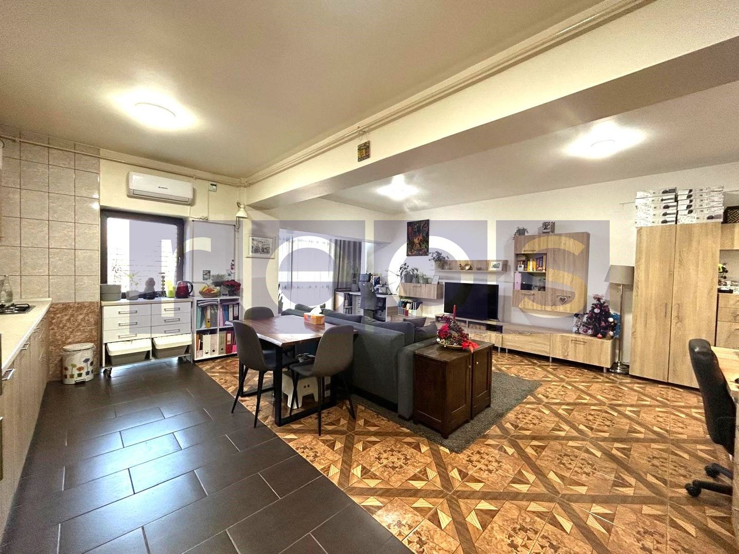 DE VANZARE 3 CAMERE SPATIOASE   | 2 BAI | 2 BALCOANE | LANGA MARRIOTT - Poză 1