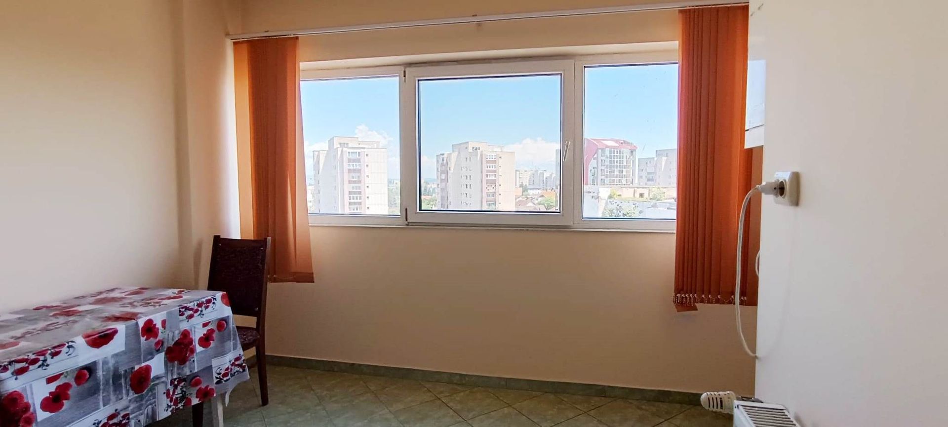 Apartament mobilat in Brasov-Grivitei - Poză 9