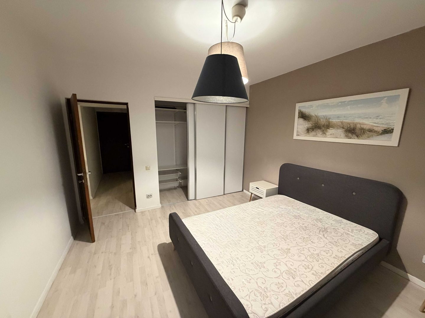 💎 De Închiriat: Apartament Generos 3 Camere - Tineretului - Poză 1