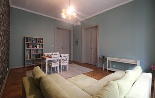 Spațiu mixt – ideal birou sau locuință, 75 mp utili, centrala proprie.