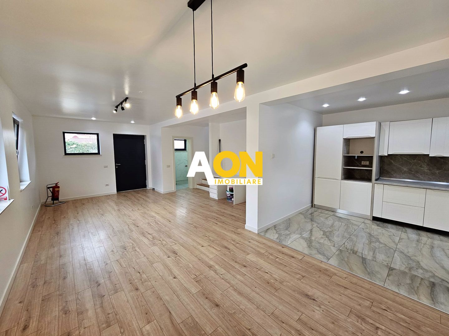 Duplex de lux, 4 camere, 219 mp teren, Cetate - Poză 4