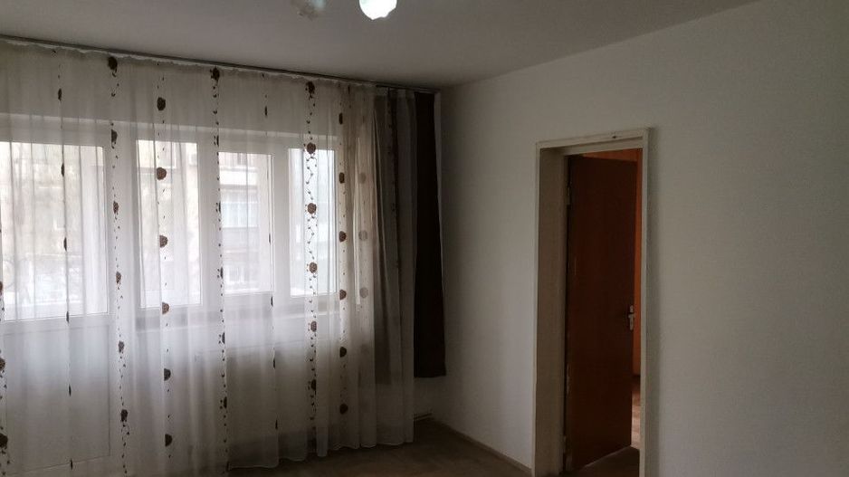Vanzare apartament 2 camere, confort 1, liber, Razboieni - Poză 2