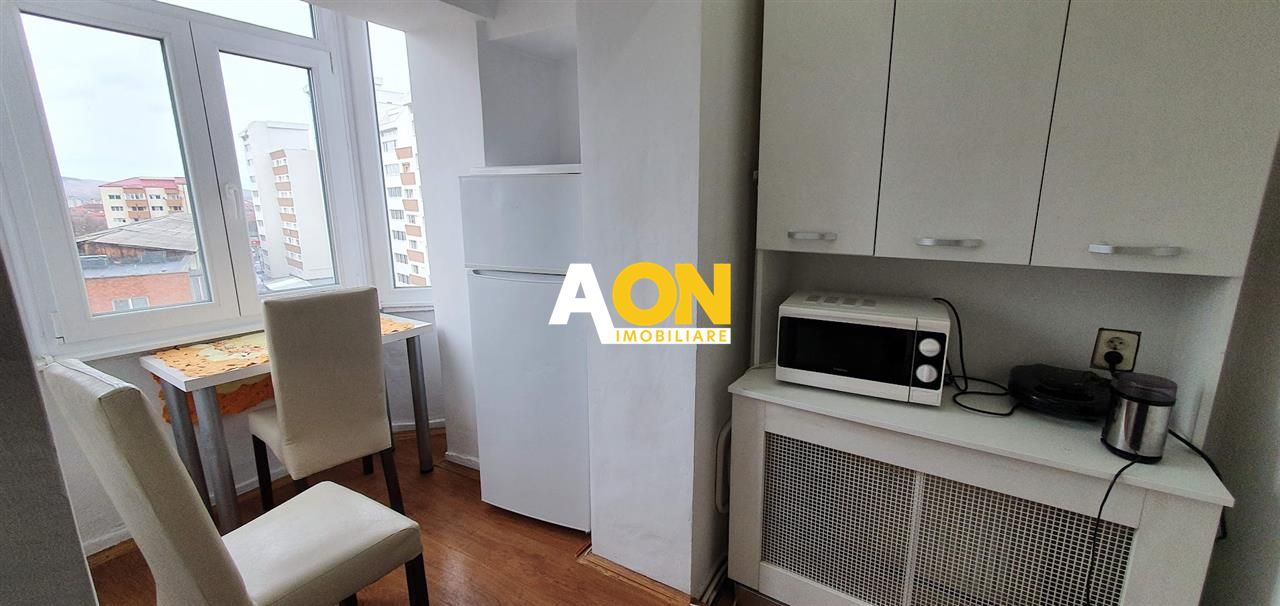 Garsoniera decomandata 28 mp zona Parc Cetate - Poză 1