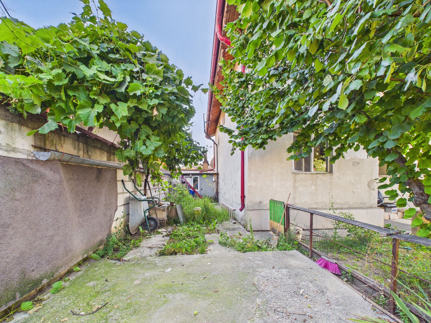 Casă individuala P + 1 + Pod - Pantelion - 130 mp utili - 200 mp teren - Poză 33