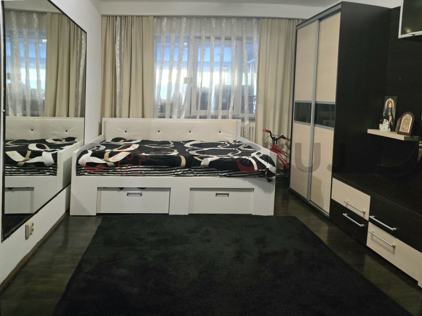 Apartament 3 camere 90mp, terasa 21mp, Garaj!! - Poză 1