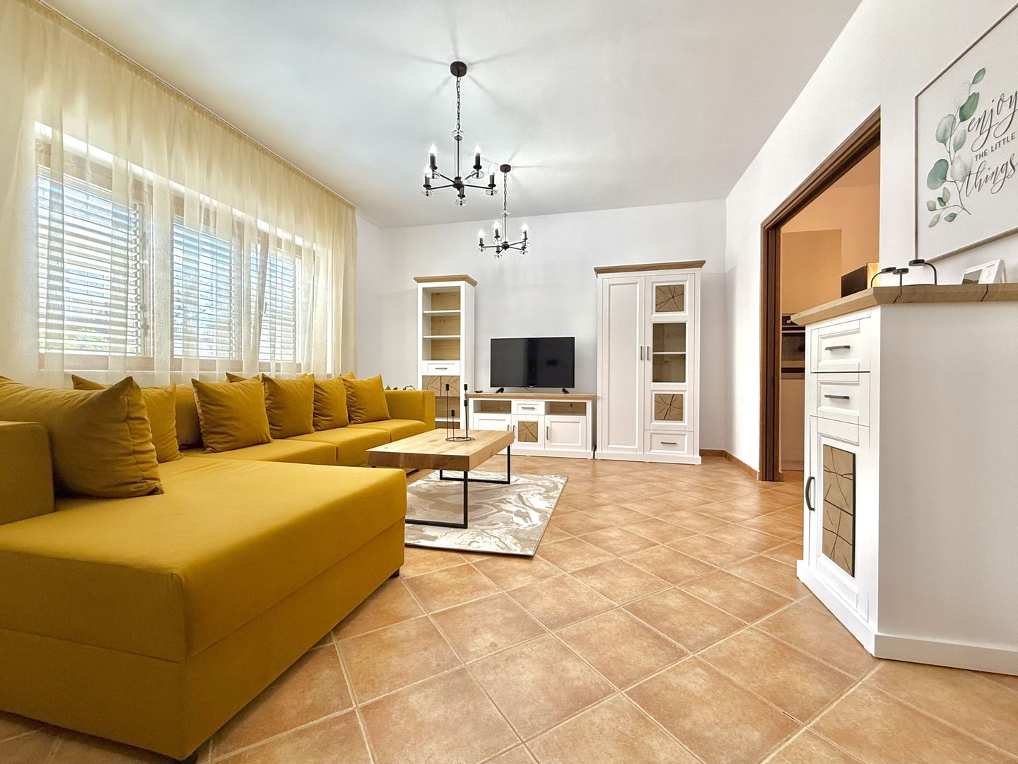 Casă tip triplex în zona centrală Dumbrăvița - Poză 3