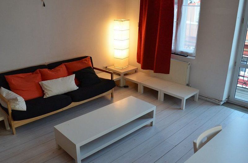 2 Camere tip studio Unirii in vila, 1/1, mobilat si utilat, intim - Poză 3