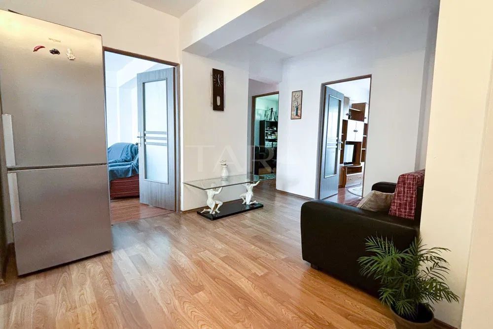 Apartament cu 4 camere, 2 balcoane, zona Mărăști, lângă Iulius Mall. - Poză 2