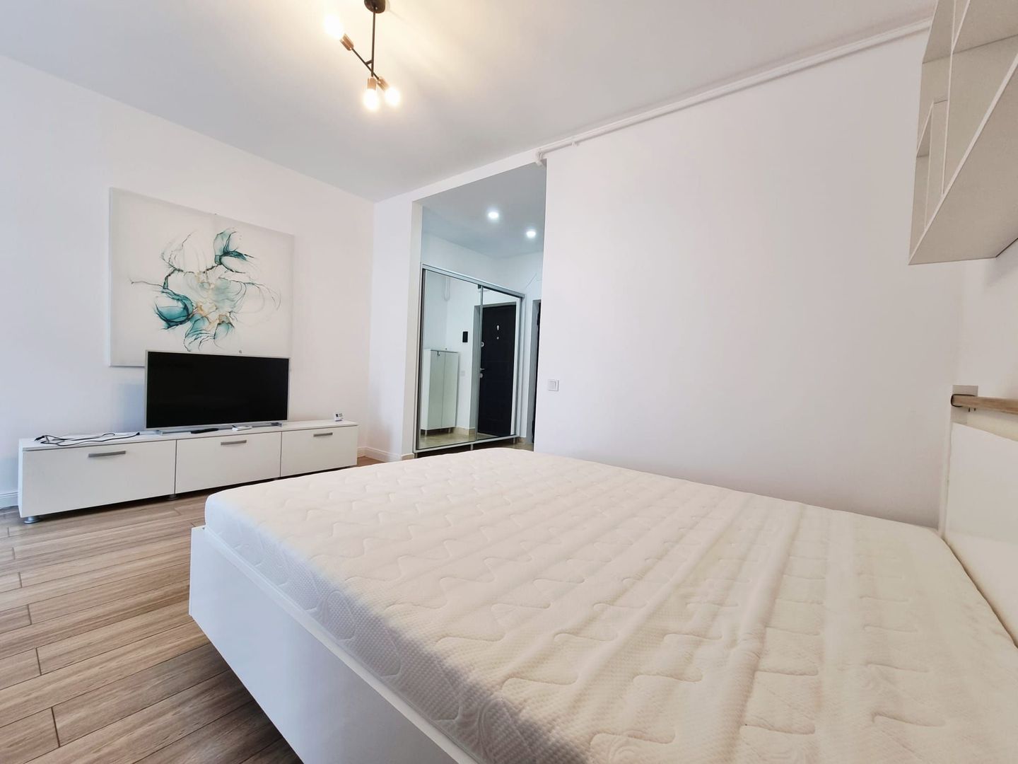 Garsoniera de inchiriat in complexul Avangarde Grande Village - Poză 2