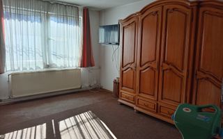 Casa cu 2 corpuri de cladire | zona 7 Noiembrie - Poză 6