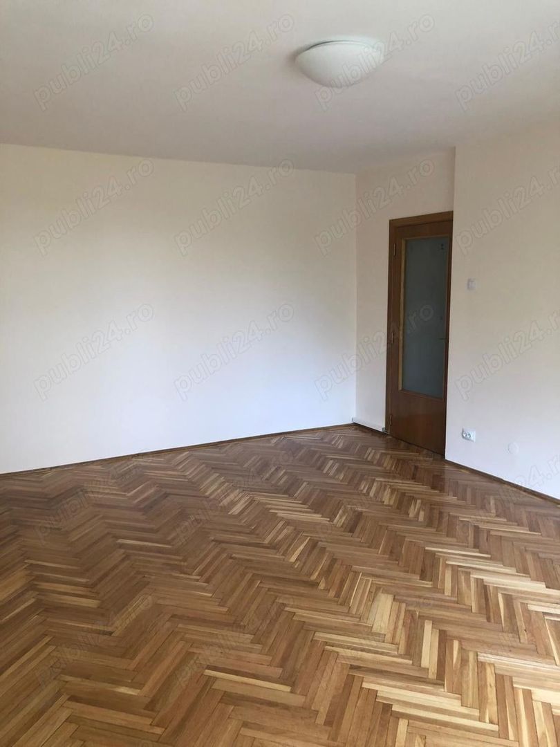 De Inchiriat Garsoniera pentru birouri 44 mp, renovata, etaj 1 - Poză 7