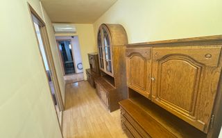 2 camere decomandat etaj 2 zona Sagului - CENTRALA PROPRIE - Poză 9