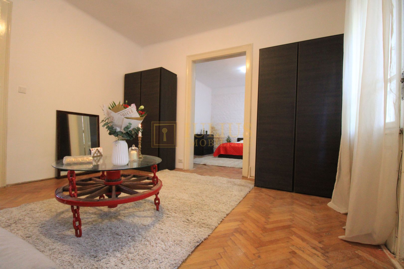 La casa, zona linistita, str Odobescu; camere spatioase. - Poză 4