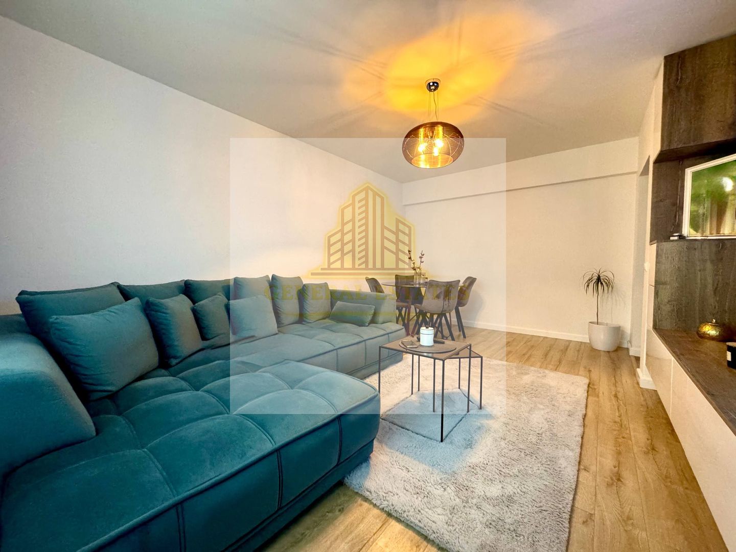 Vânzare apartament - 2 camere, 53 mp Complet mobilat si utilat tehnic - Poză 1