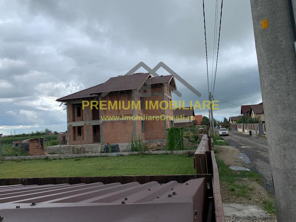 Vila Tip Duplex de Vanzare Brasov - Sanpetru - Poză 2