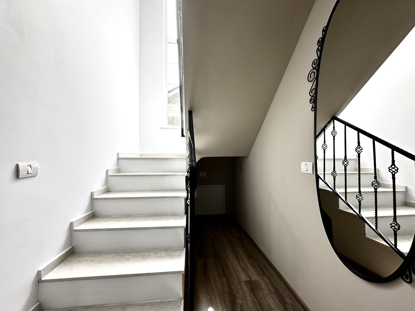 Casa cu 4 dormitoare de închiriat - Dumbravita - Poză 43
