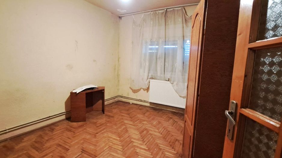 Apartament decomandat de vânzare in Lugoj zona Cotul Mic - Poză 3