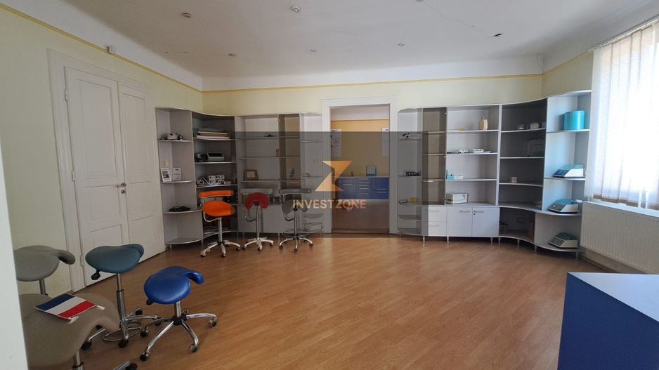 Proprietate 450 mp pe Calea Clujului cu teren de 787mp in Oradea - Poză 25