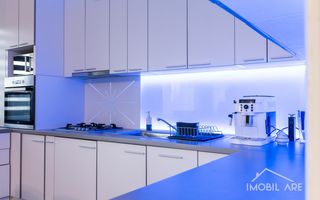 Apartament 3 camere la parter înalt cu parcare subterană - Poză 2