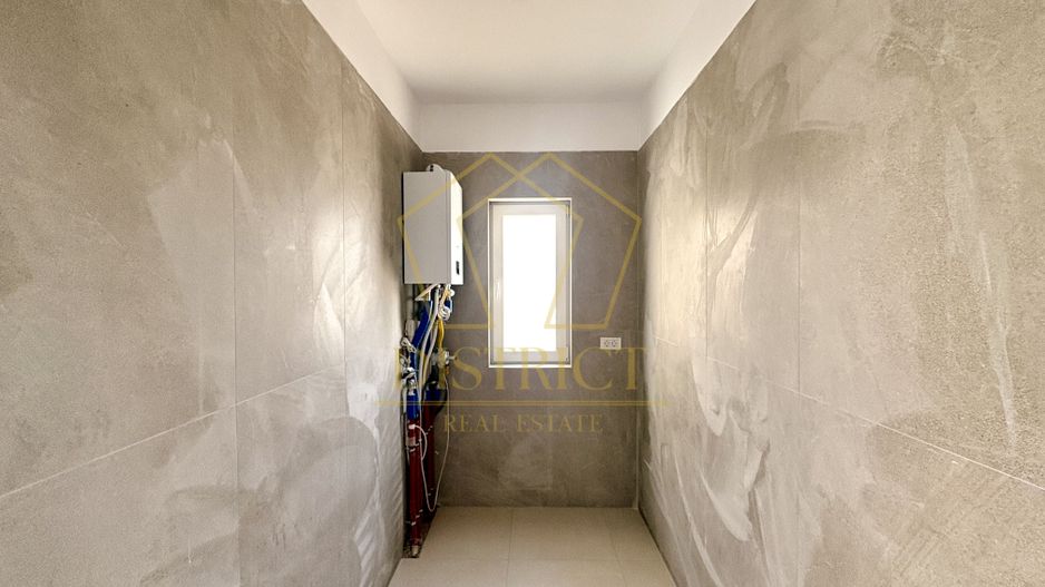 Duplex cu 4 camere, despărțit prin camera tehnica | Mosnita Noua - Poză 15