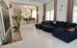 Vila spatioasa cu piscina - Dumbravita/Padurea Verde - Poză 3