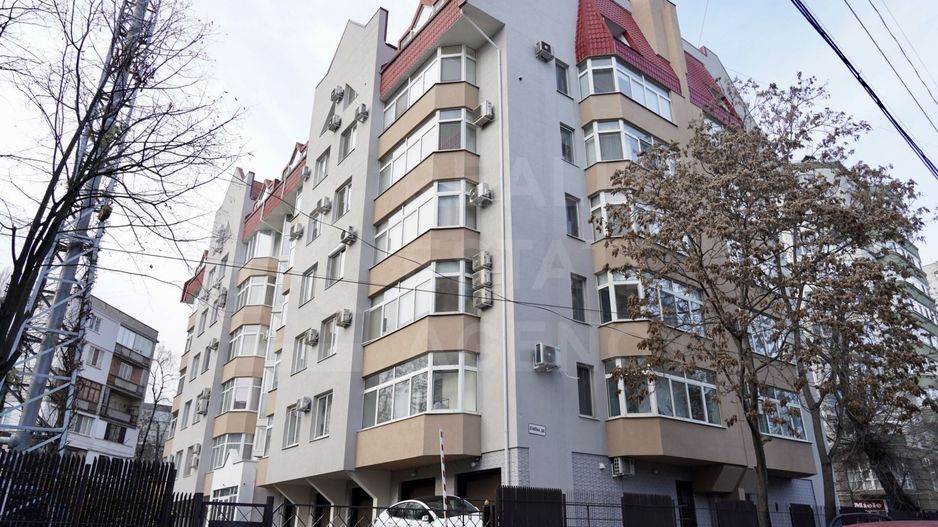 Vânzare, apartament, 3 camere, str. Ciuflea, sectorul Centru - Poză 1