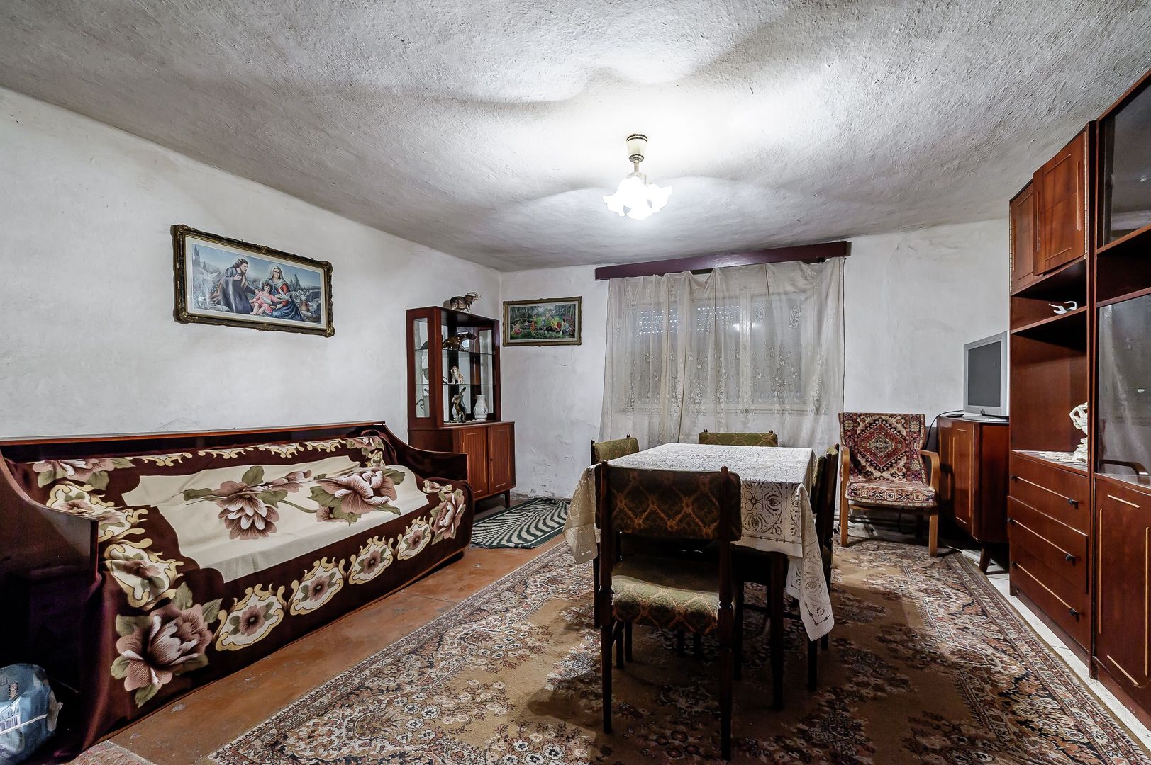 Casă Variasu Mare Jud. Arad cu teren 16883 mp - Poză 3